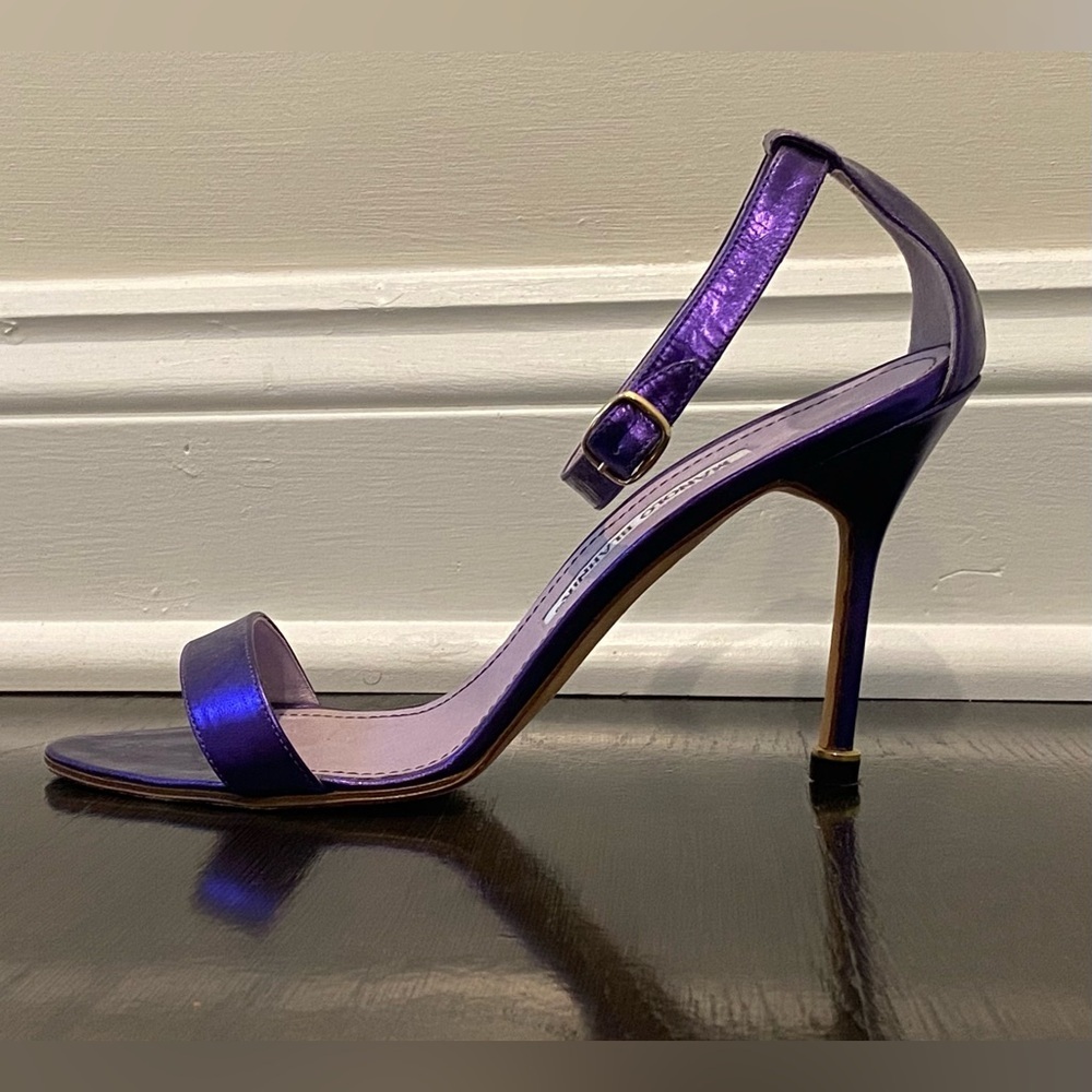 Manolo Blahnik Chaos Purple Metallic Ankle Strap Stilettos, size 8.5 (38 1/2)